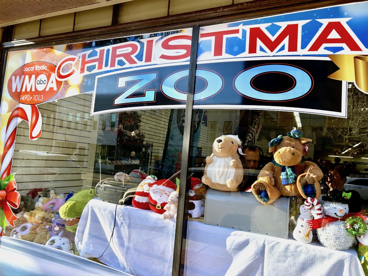 12222 Christmas Zoo 1 copy News, Sports, Jobs Marietta Times